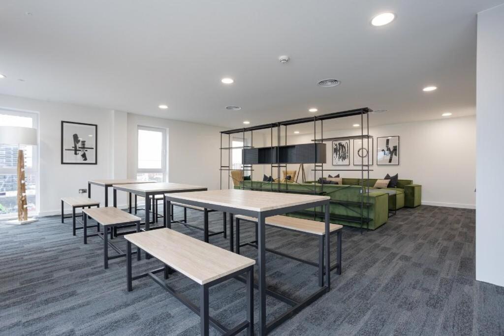 Luxury Mcr 2Bed,2Bath Apartment- Central Location! Manchester Esterno foto